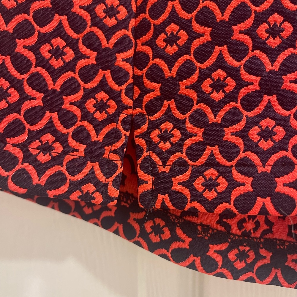 Patterned Shorts - Picture 3 of 5